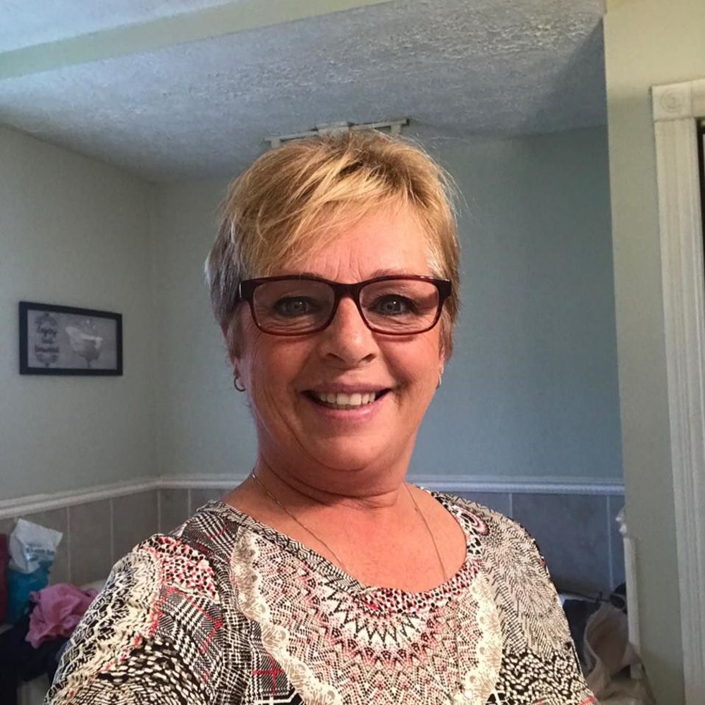 Meet your Posher, Diana